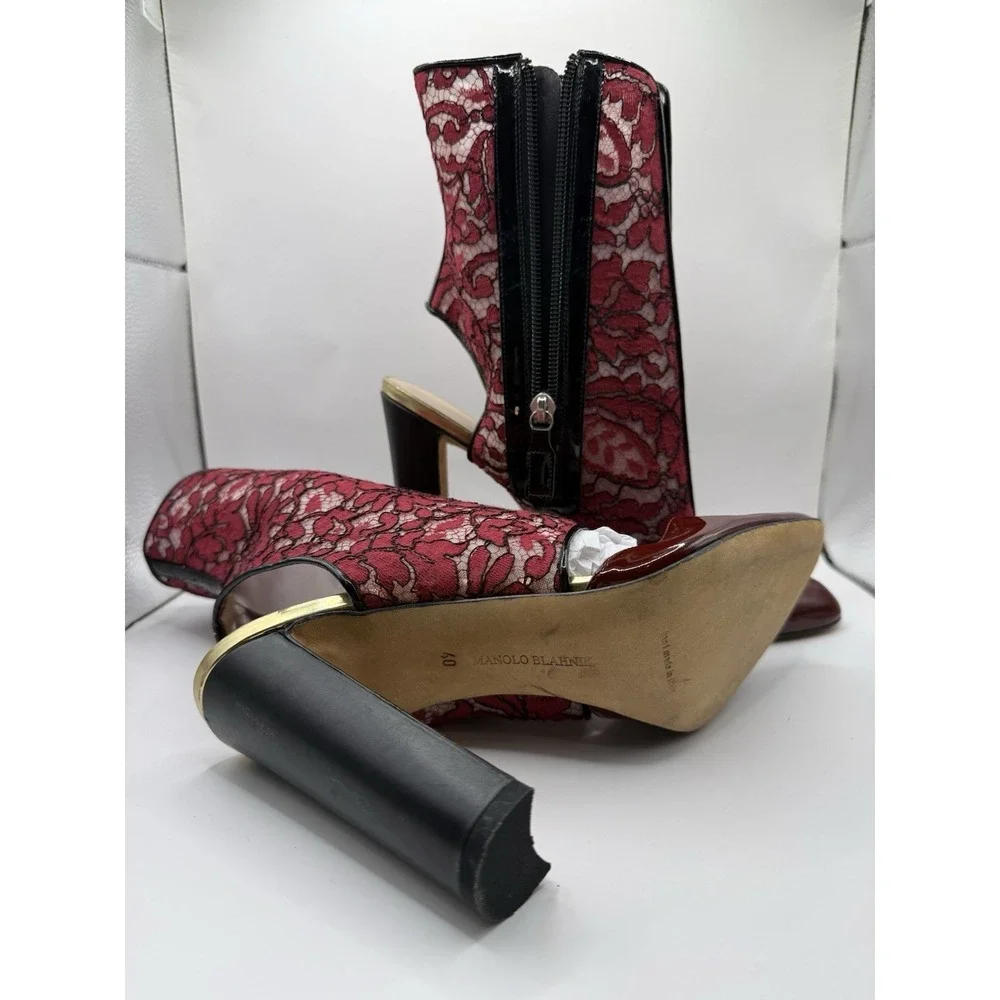 Manolo Blahnik Leather With Lace Floral Overlay . Handmade In Italy Size 9 - 9.5